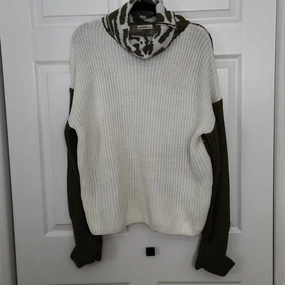 Cream colored oversized hot sale sweater